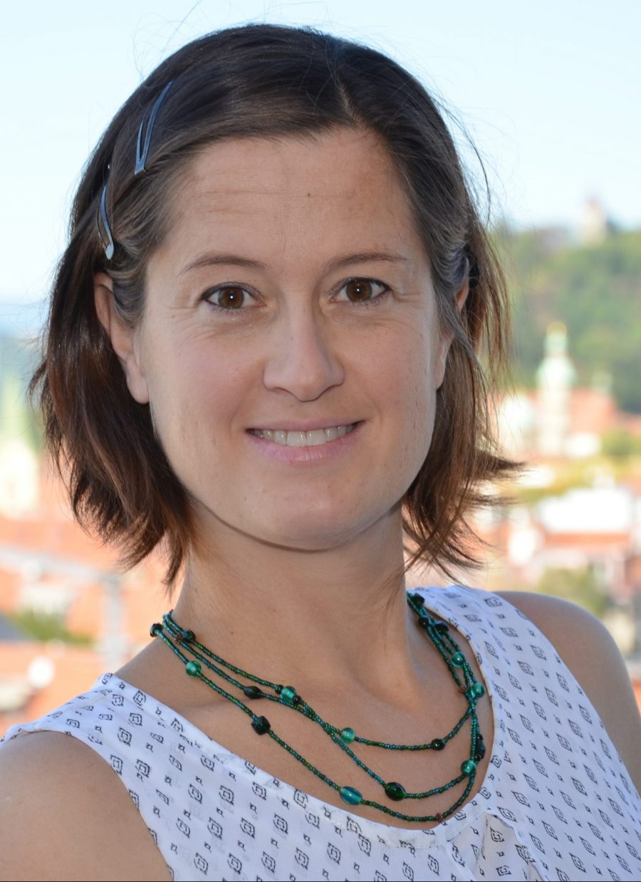 Portraitfoto Evelin Fisslthaler vom ZFE