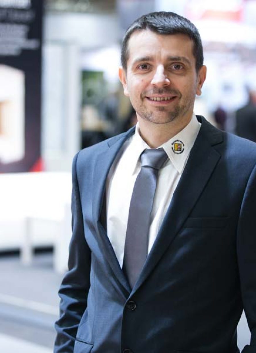 Portraitfoto Josip Zekic