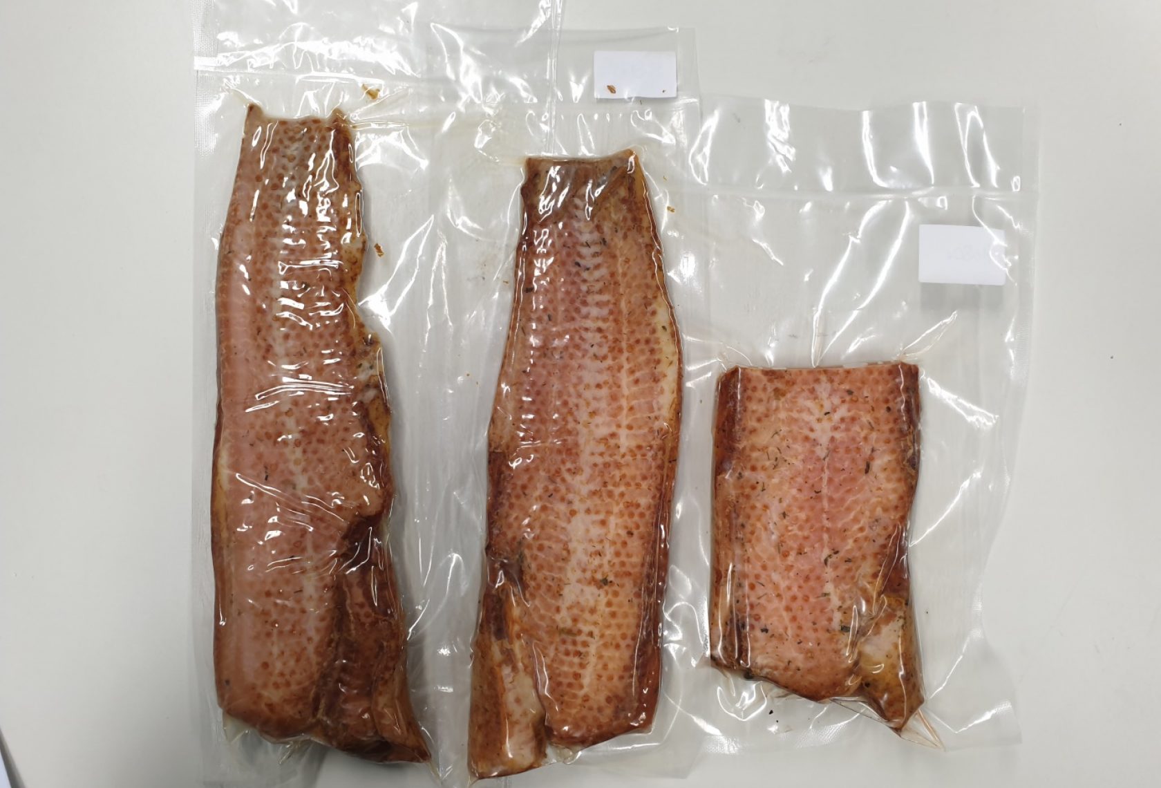 Fischfilets in Vakuumverpackung